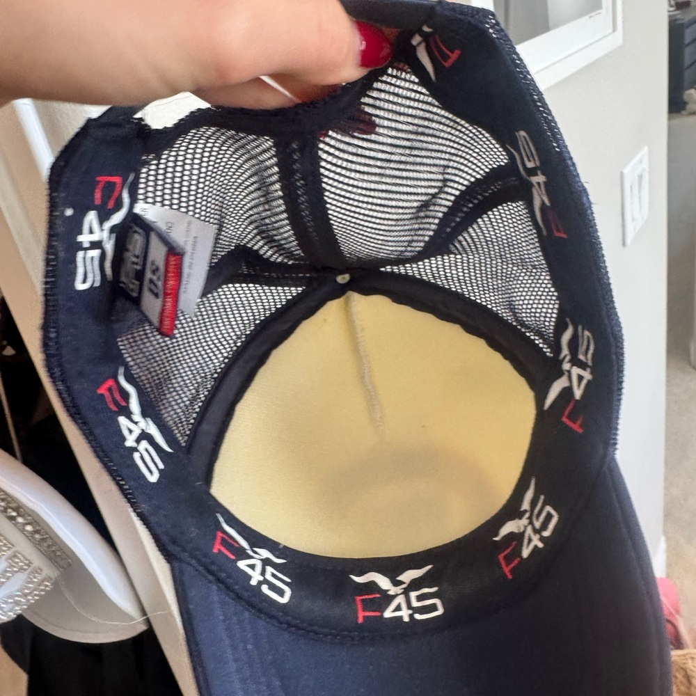 F45 Training Black and White Cap - Picture 2 of 2